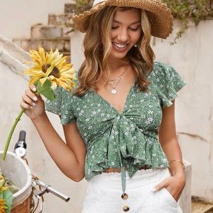 Cropped floral tie top